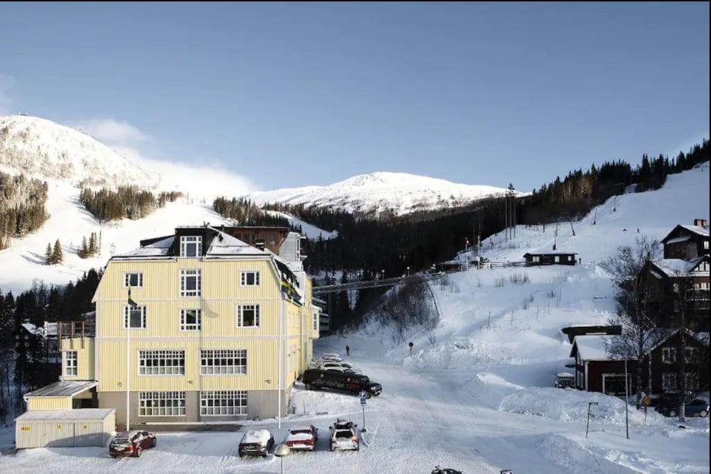 Chic Are Apt For 6 Ski-In-Ski-Out With Sauna Εξωτερικό φωτογραφία